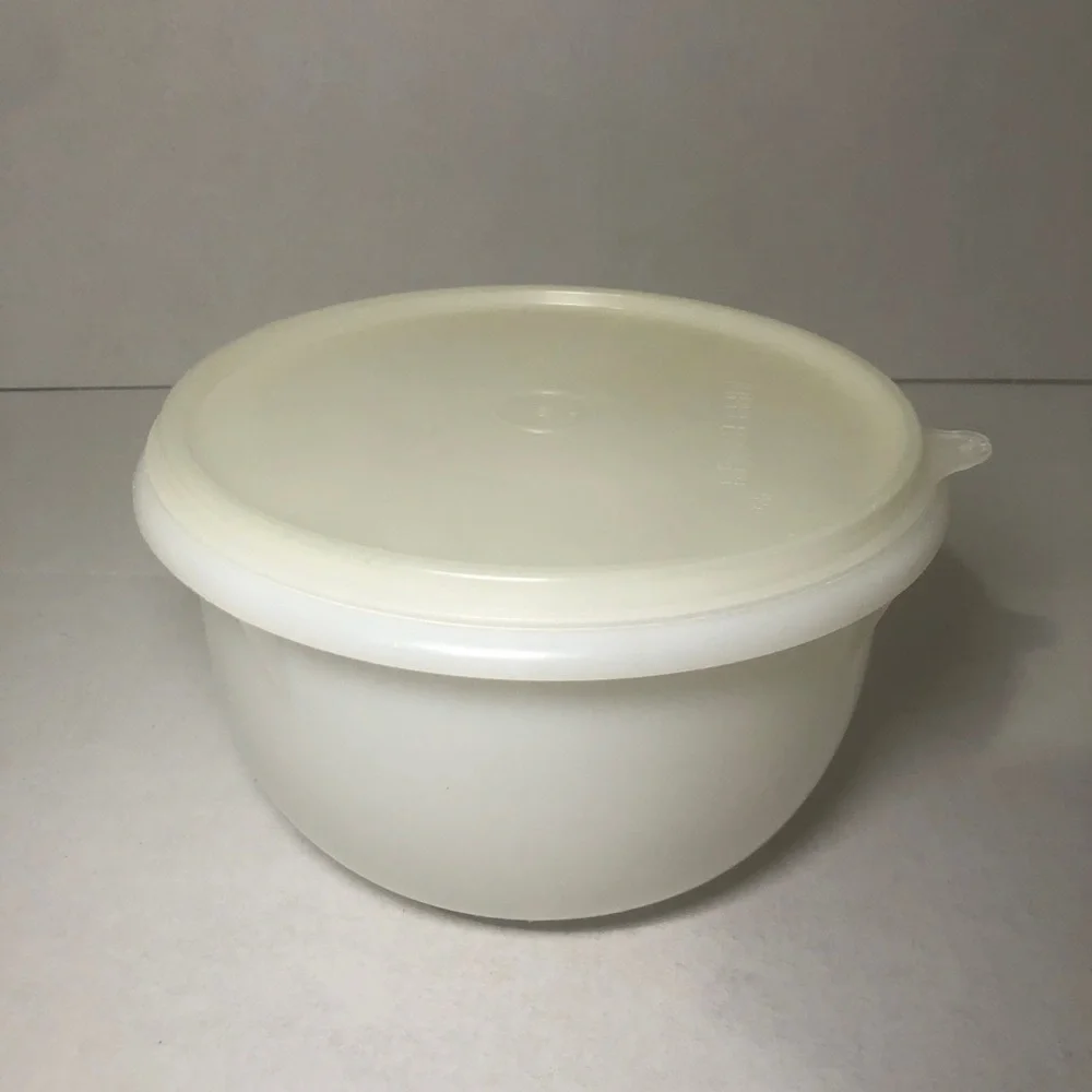 Vintage Tupperware 271-9 Mixing Bowl Sheer White Sheer Lid 228-26 Tab X